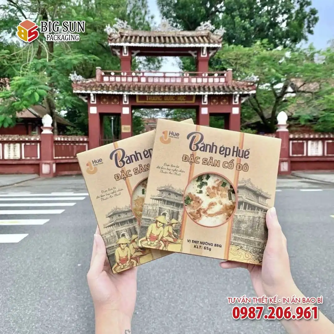 In hộp đựng bánh ép đặc sản Huế
