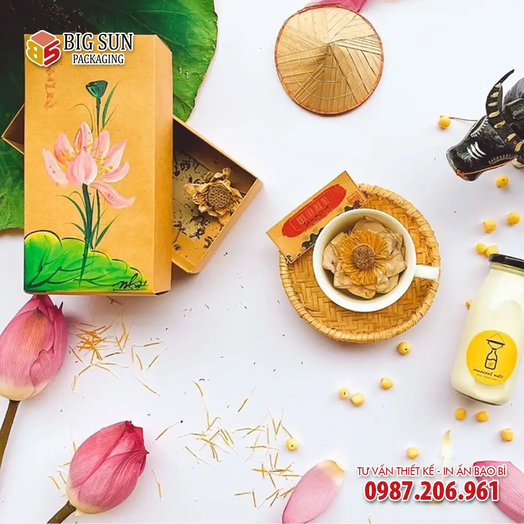 In hộp trà sen Huế
