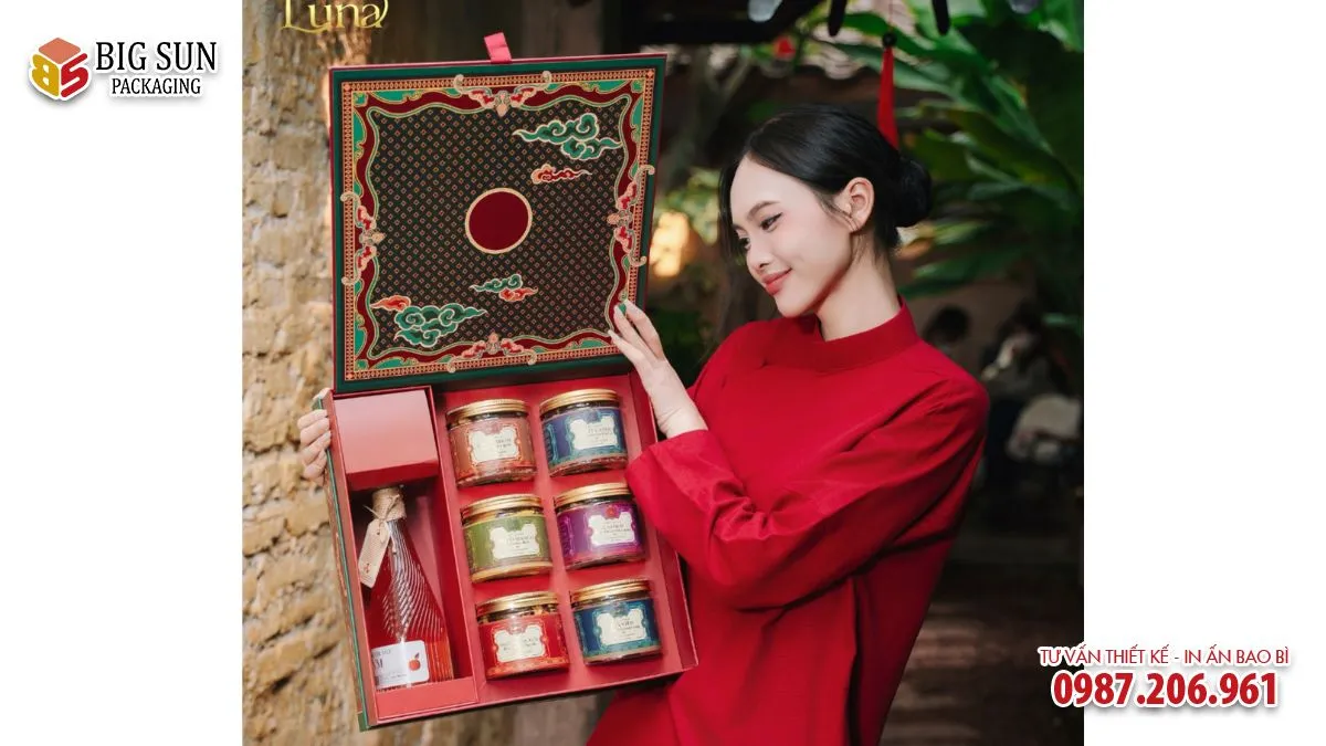 Hộp quà Tết thương hiệu Minh Phượng Cát Tường