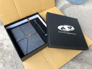 in hop carton dung tui xach