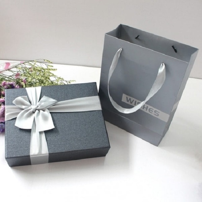 IN TUI GIAY DUNG QUA