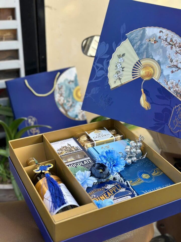 in hộp quà Tết Phú Quý