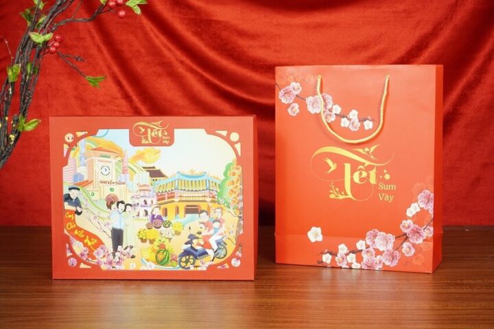 in hộp quà Tết Sum Vầy