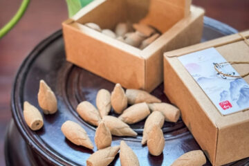 in hộp đựng nụ trầm hương Phú Thiên Ân