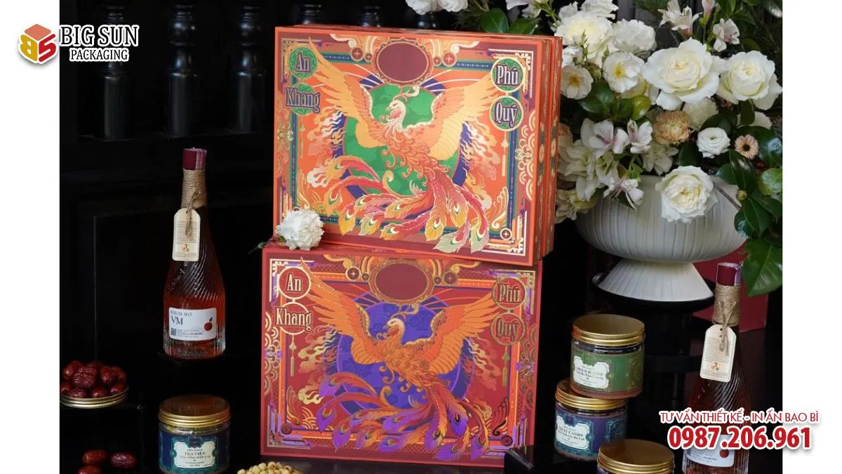 Hộp quà Tết thương hiệu PHỤNG VŨ CHIÊU LỘC