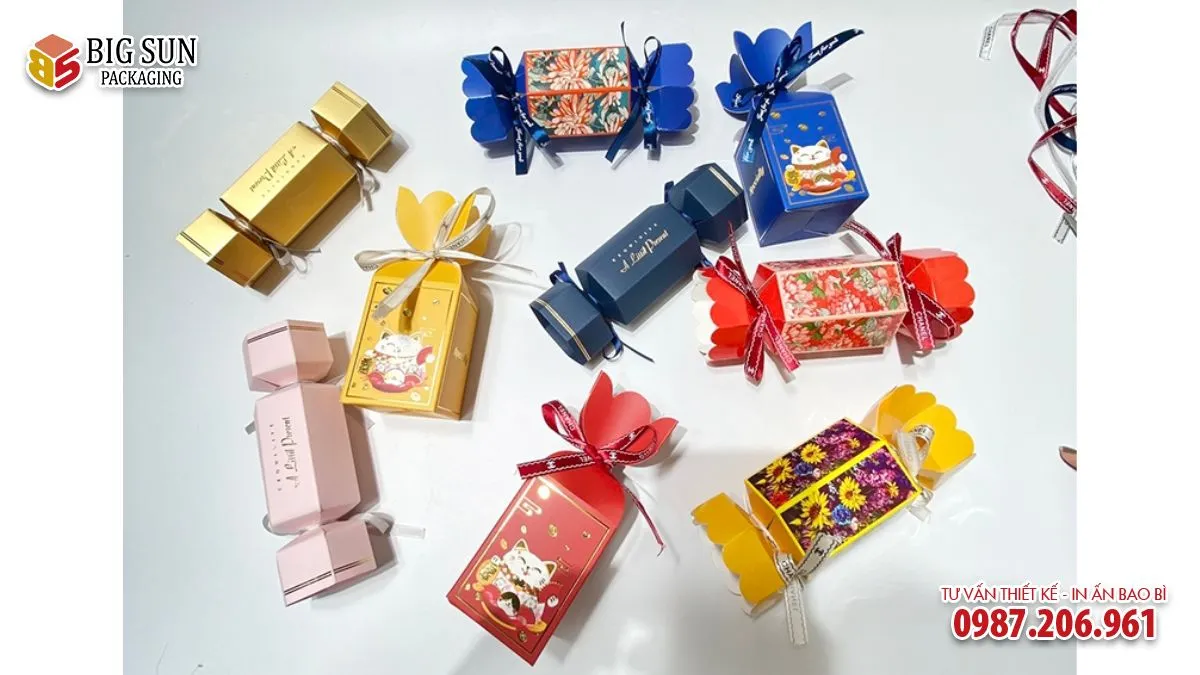 Hộp đựng bánh kẹo thiết kế hình kẹo