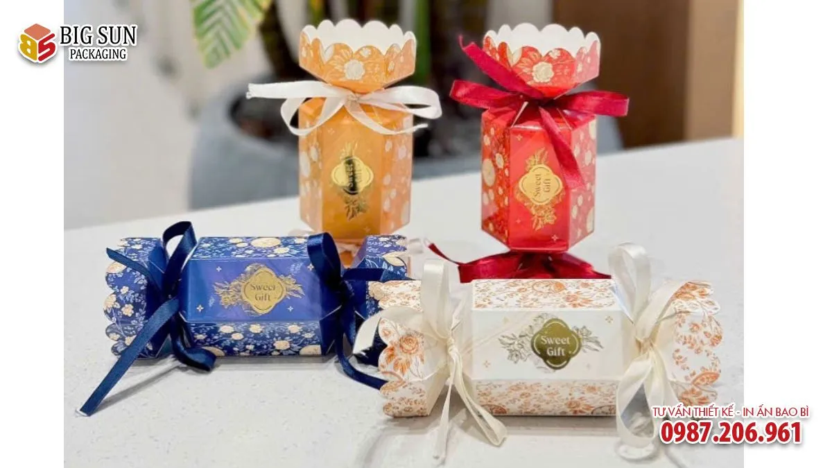 Hộp đựng bánh kẹo thiết kế hình kẹo