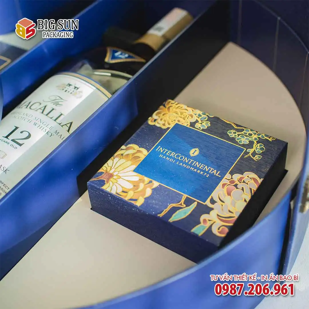 hộp bánh trung thu Intercontinental Hà Nội Luxury Plus hình tròn mở nắp