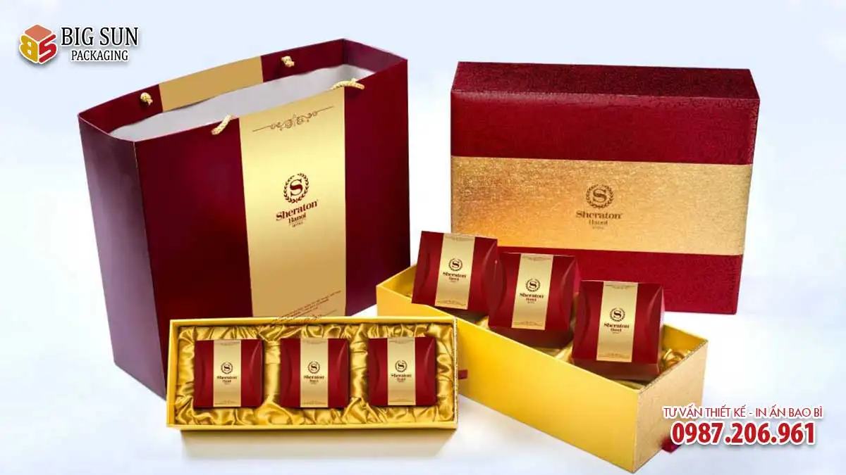 Hộp bánh trung thu Sheraton 6 bánh kèm chai rượu gift set